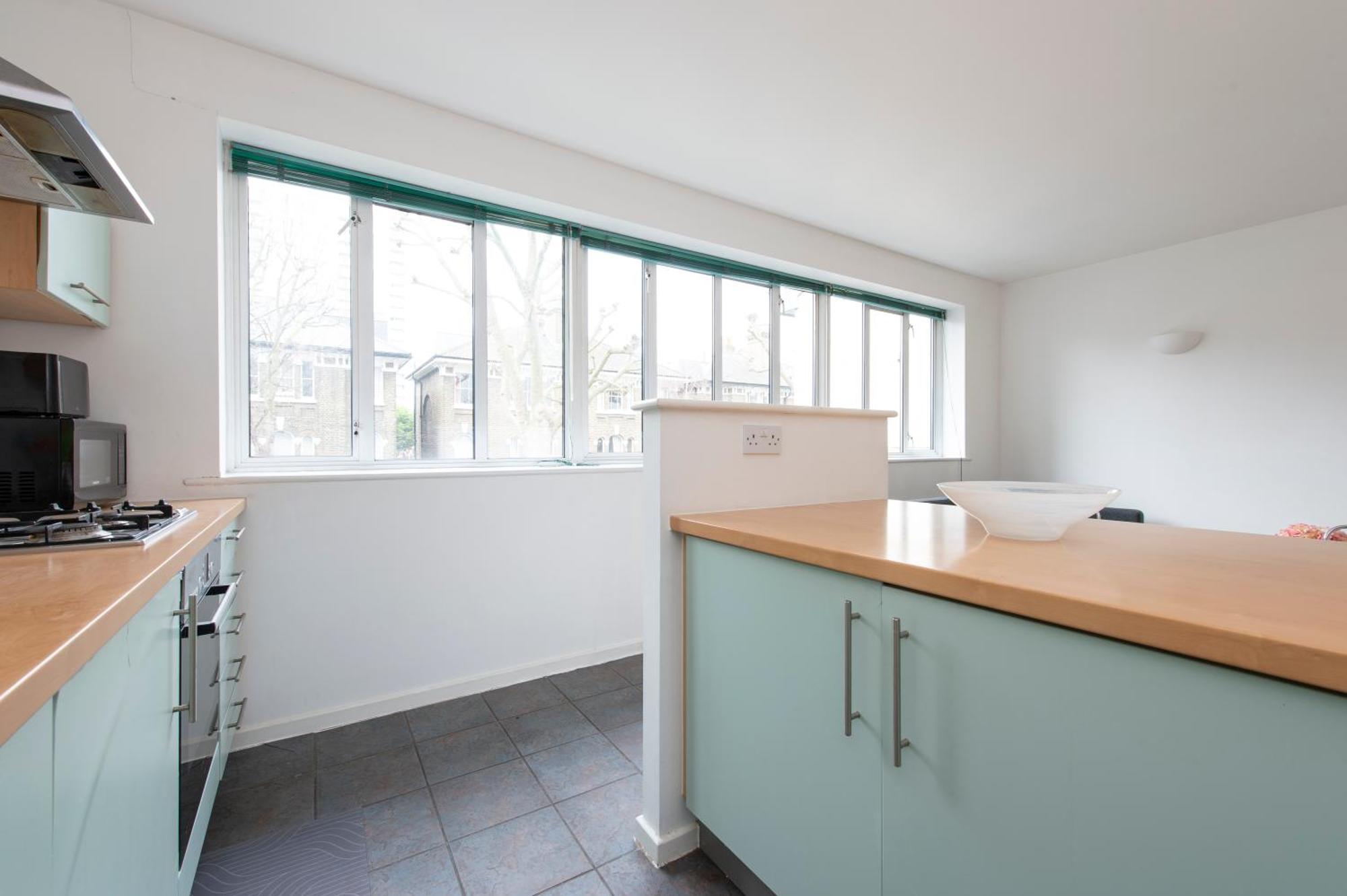 Modern Luxury Apartment By Bow Road Station London Eksteriør bilde