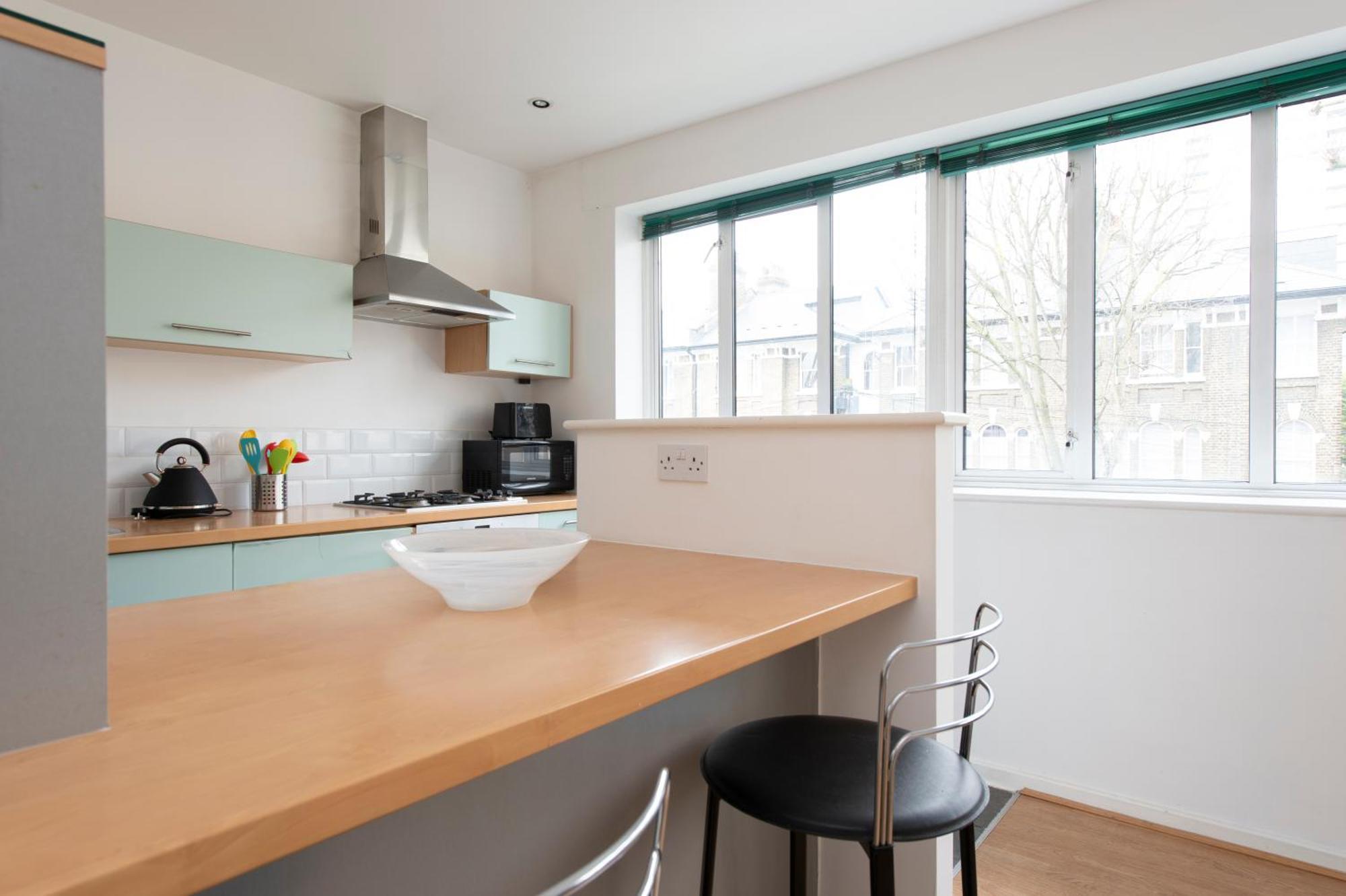 Modern Luxury Apartment By Bow Road Station London Eksteriør bilde
