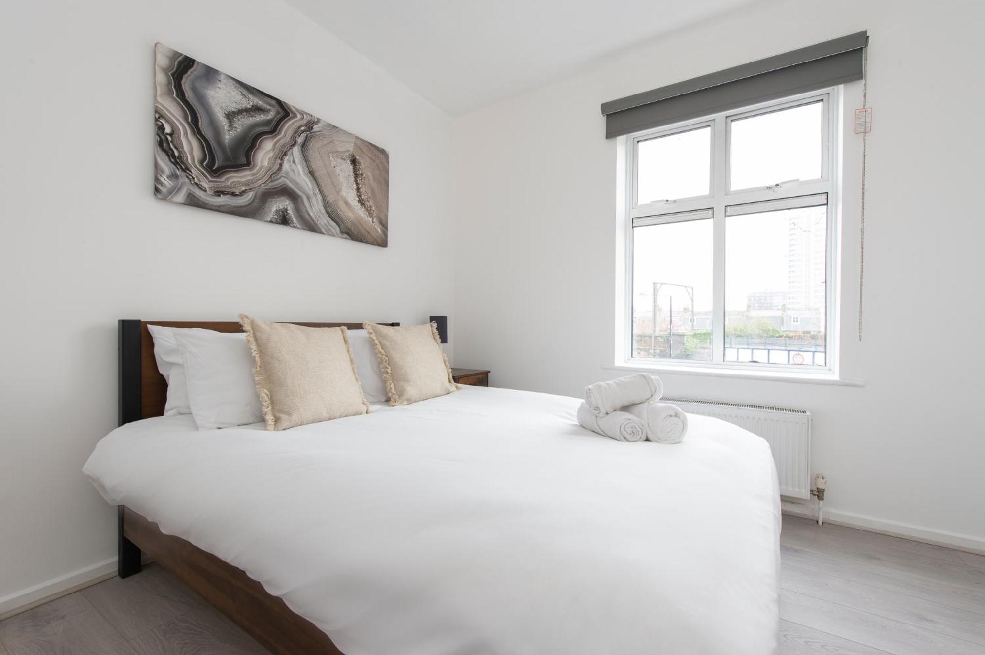 Modern Luxury Apartment By Bow Road Station London Eksteriør bilde