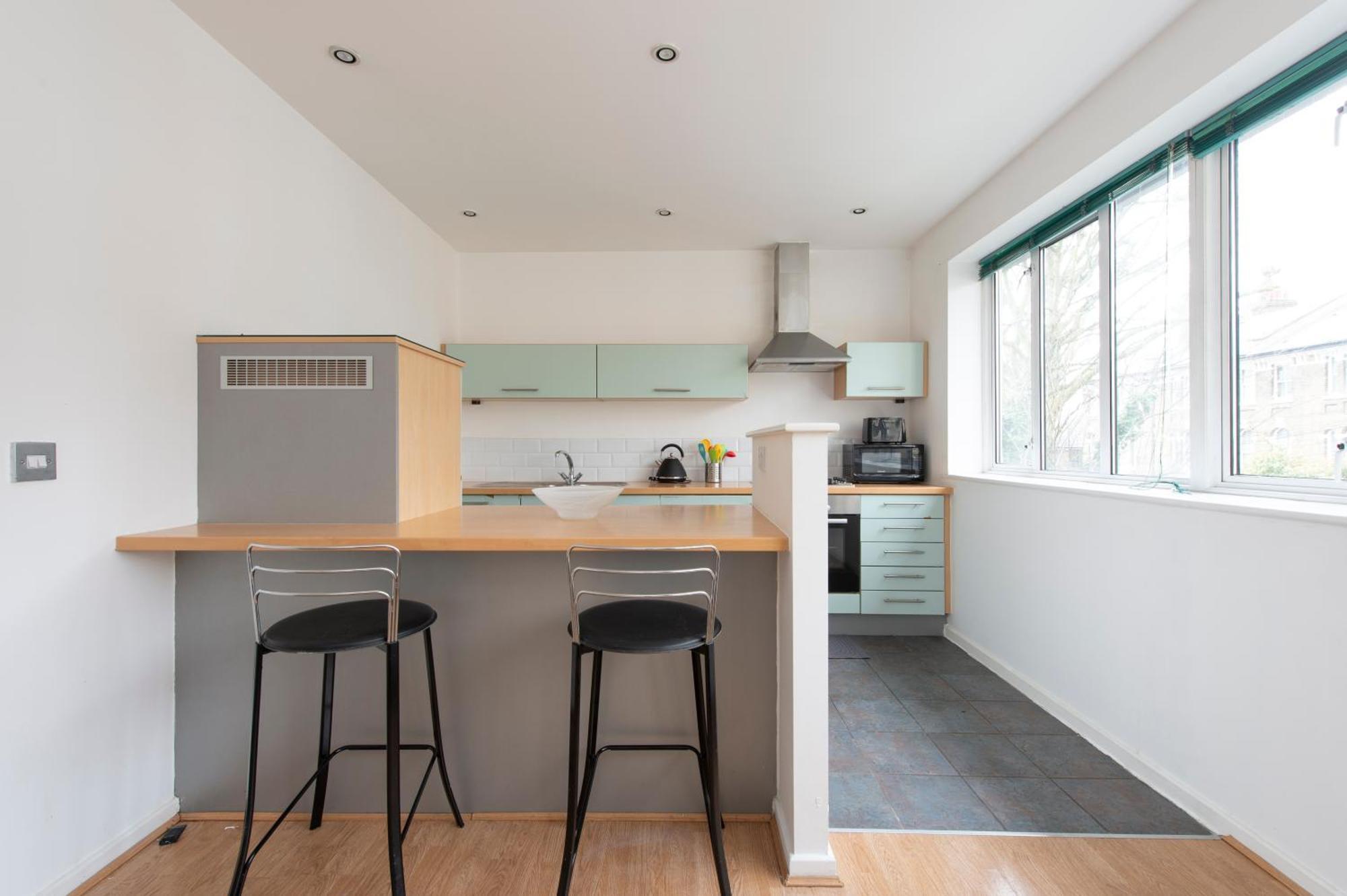 Modern Luxury Apartment By Bow Road Station London Eksteriør bilde